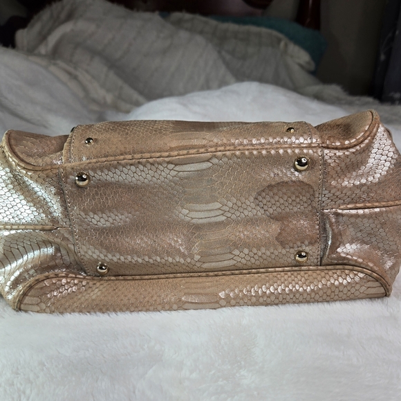 Tre Vero Limited Edition Metallic Leather Python Bag - Picture 5 of 16